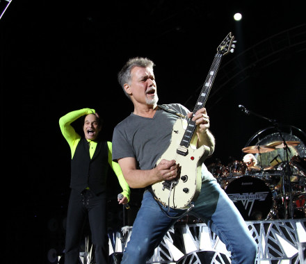 David Lee Roth (L) and Eddie Van Halen of Van Halen