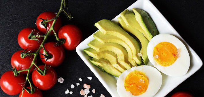 tomatoes, avocadoes, eggs, salt, keto diet, food