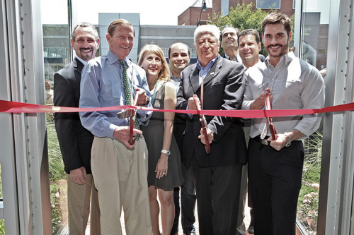 A ribbon cutting ceremony marking the grand opening of World Health Clinicians brand new headquarters in Norwalk was celebrated by Dr. Gary Blick, World Health Clinicians’ chief medical officer, Connecticut Senator Richard Blumenthal, Norwalk Mayor Richar