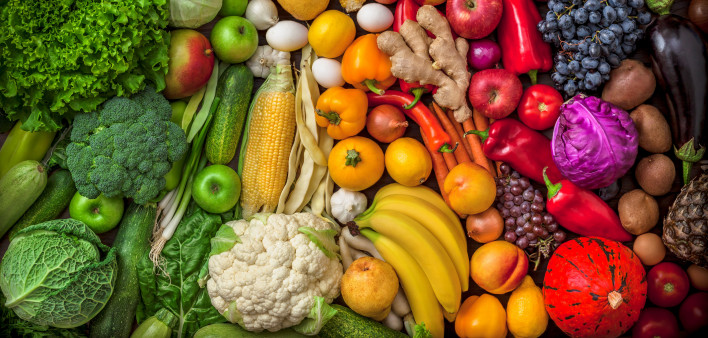 Fruits and vegetables ucumber, Broccoli, Tomato, peach, pear, bannana, grapes, lemons