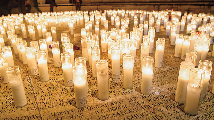 The Light in the Grove at The AIDS Memorial Grove