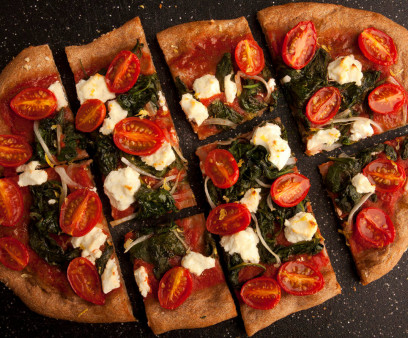 Goat Cheese, Onion, Spinach & Lemon Pizza
