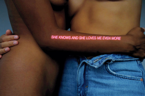 She Knows and She Loves Me Even More (2021)