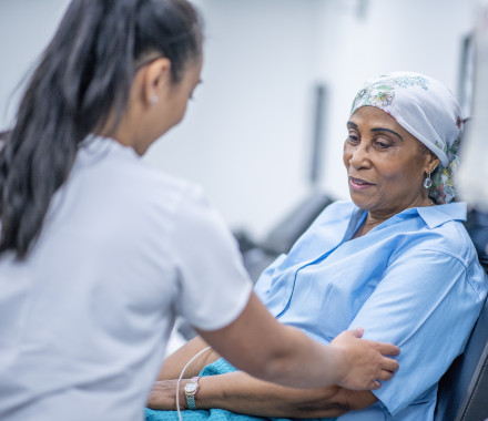 Starting Treatment for Small Cell Lung Cancer? Hear From an Oncology Nurse and a Cancer Patient.