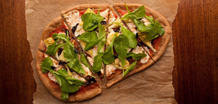 Artichoke, Arugula & Olive Pizza