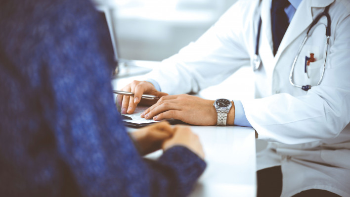 doctor patient meeting