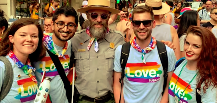 Dining Out For Life launches Be the Love! Volunteer.