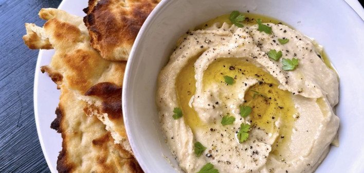 Lemony White Bean Hummus