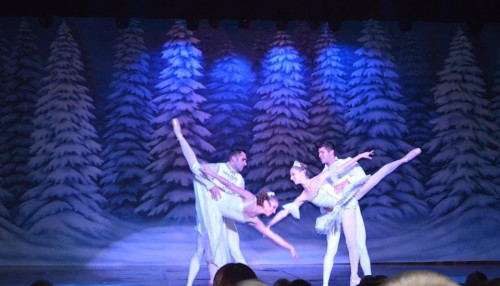 Scene from Richard JMV blog on The Nutcracker