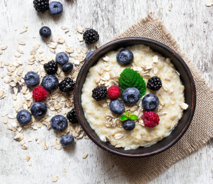 oatmeal, berries, blueberries, food, breakfast