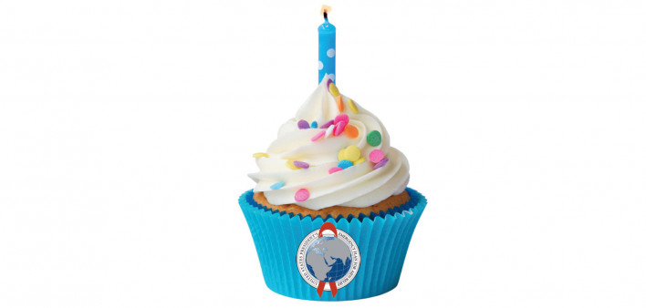 cupcake with Pepfar logo