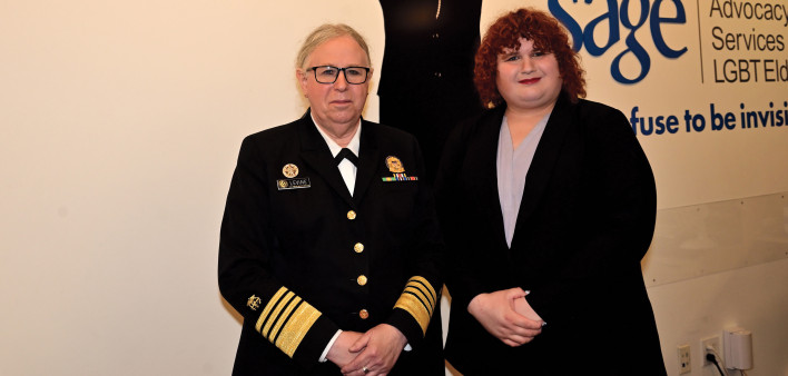 De izquierda a derecha: la subsecretaria de salud, Rachel Levine, MD, y la directora ejecutiva de SAGEServes, Darcy Connors