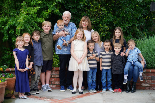 Terry and Donna Evans with their grandchildren