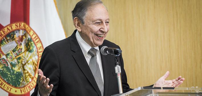 Robert Gallo, MD, will develop and serve as director of the USF Health Virology Center in Tampa starting July 2024.