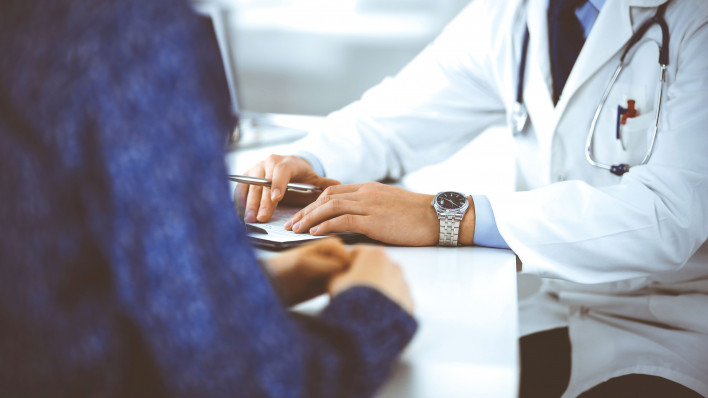 doctor patient meeting