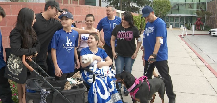 KTLA 5 highlights a mother and teen daughter, both being treated for cancer, who are Dodgers fans and finding joy in the World Series.