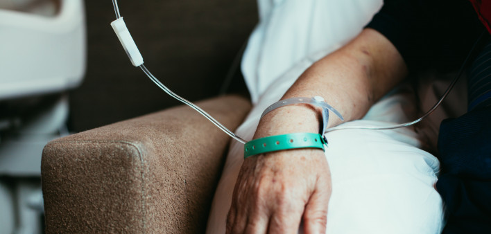 cancer treatment chemo therapy iv