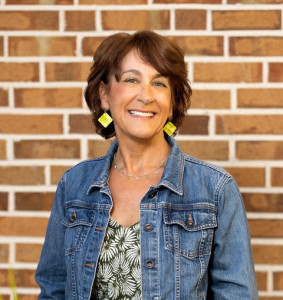 Kathy Seward MacKay