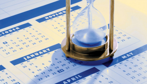 hour glass and calendar