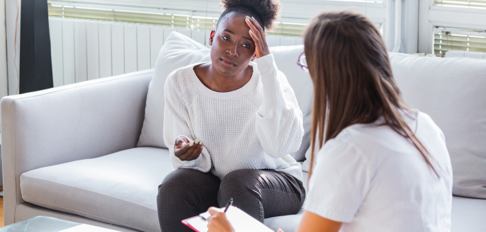 woman with Psychotherapist