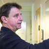 Fred Hutch bone marrow transplant and graft-vs-host-disease expert Dr. Geoff Hill (right)