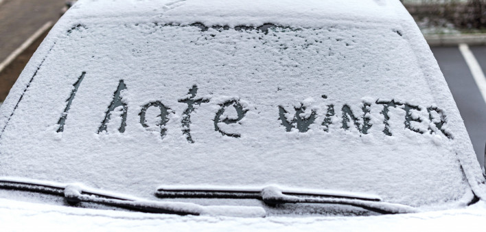 i hate winter written in snow on car windshield