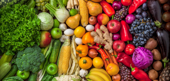 Fruits and vegetables ucumber, Broccoli, Tomato, peach, pear, bannana, grapes, lemons