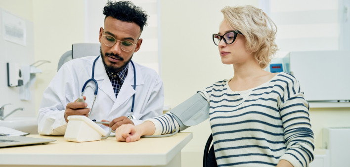 doctor patient blood pressure