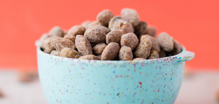 roast nuts, bowl, almonds, snack, salty