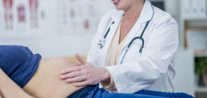 pregnant woman and doctor