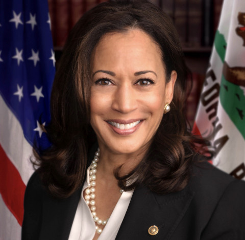Official portrait of U.S. Senator Kamala Harris