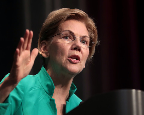U.S. Senator Elizabeth Warren speaking at the 2019 Iowa Federation of Labor Convention