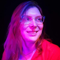 Mara Naomi Williamson