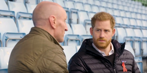 From Left: Gareth Thomas and the Duke of Sussex discuss HIV