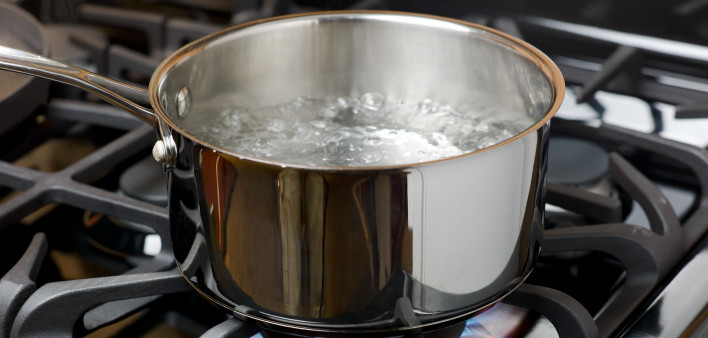 pot of boiling water on the stove