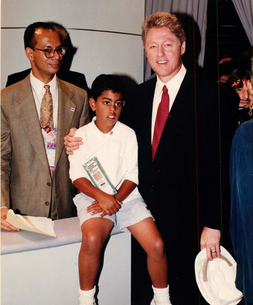 Mario with President Clinton