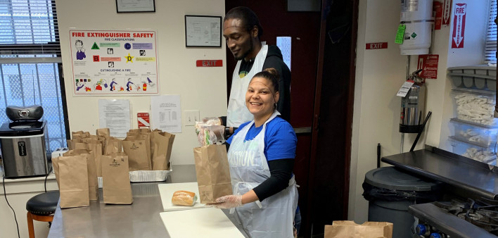 Bag lunches at Iris House