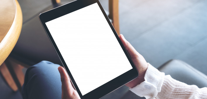 tablet touch screen ipad hands